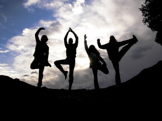 Yoga at the top of mountain meteora !
