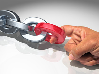 Hand vs Chain – Résistance humaine