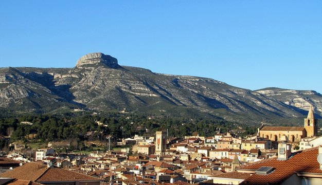 AUBAGNE et la MONTAGNE du GARLABAN