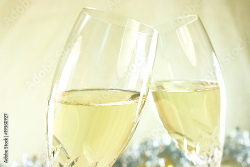 Kostenloses foto: silvester, sektgläser, anstoßen "Sektglas Silvester Feier" Stock photo and royalty-free images on