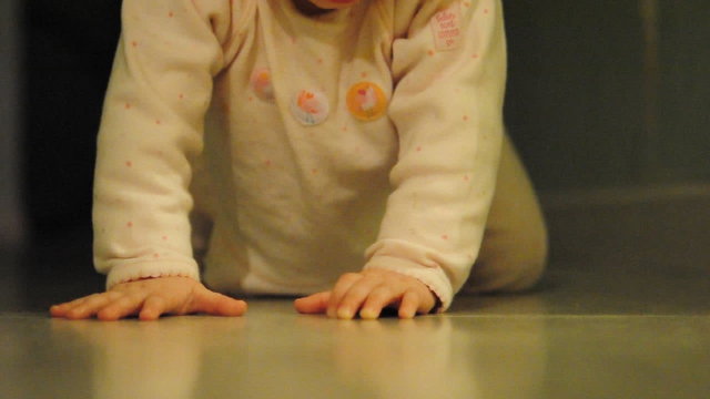 premiers pas de b&eacute;b&eacute;