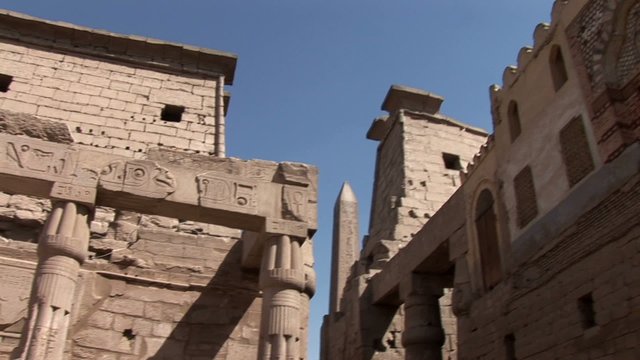 Säulen und Obelisk, Luxor Tempel