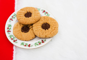 A plate of cookies
