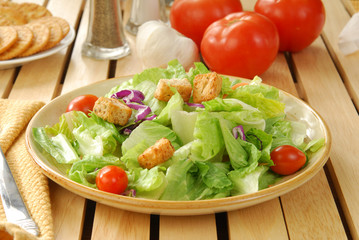 Salad with tomatoes