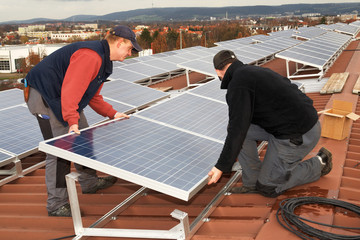 mounting solar panels 10