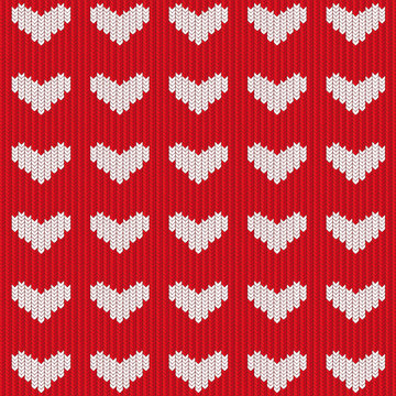 Seamless knitted heart