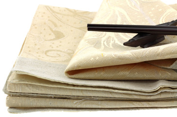 serviette set de table baguettes repose-couverts fond blanc