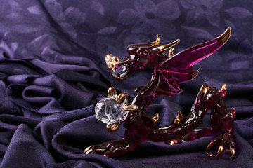 Glass figure dragon