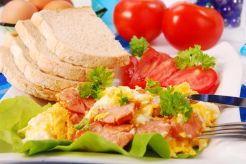 scrambled eggs with sausage