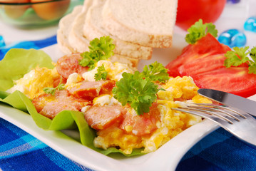 scrambled eggs with sausage