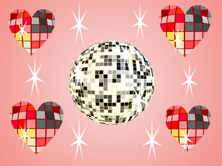 Silberne Discokugel mit Mosaikherzen