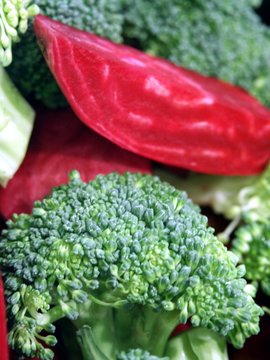 Broccoli und Rote R&uuml;ben, Bio Gem&uuml;se