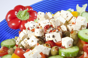 FETA SALAT SCHÖN DEKORIERT