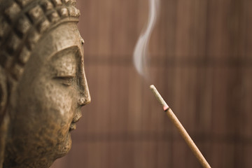 Rauch 4 Buddha