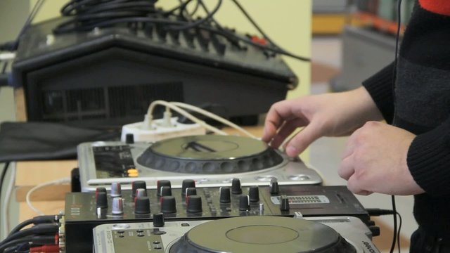 dj