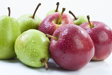 Äpfel, Birnen