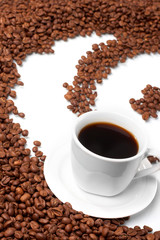 Cup with coffee, costing on coffee grain