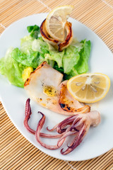 Grilled Squids with Lemon