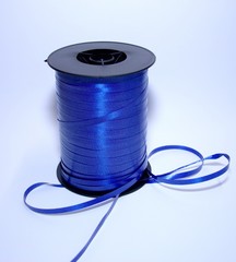 blaues Geschenkband