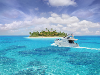 Beautiful caribbean view with big yacht (boat ship) - obrazy, fototapety, plakaty