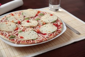 Tomate Mozarella Pizza