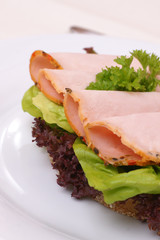 Wurstbrot mit Kassler