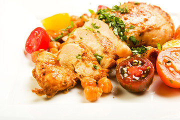 Chicken with tomatoes and Garbanzo Beans