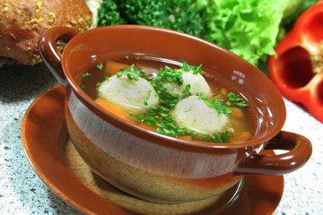 Markklösschensuppe