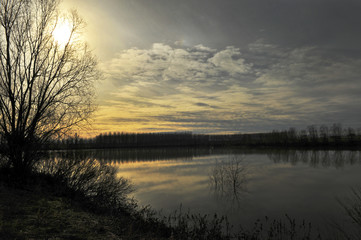 Riflessi sul fiume Po