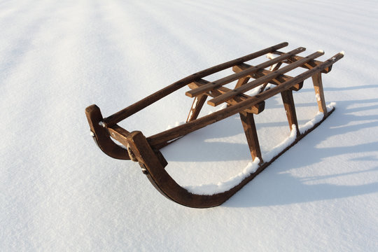 Schlitten im Schnee