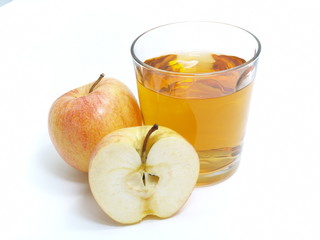 apple with a glass of juice