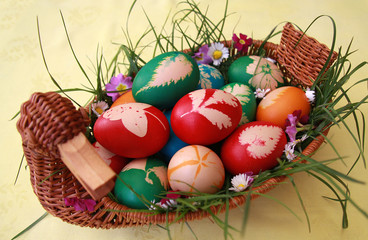Basket with eggs