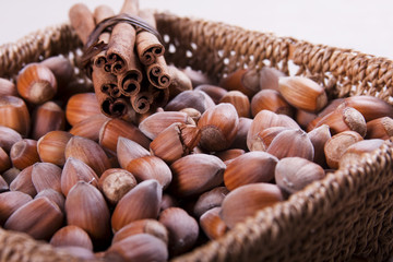 Noisettes et cannelle