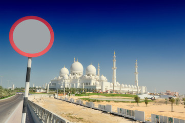 Fototapeta premium Scheich Zayed Moschee in Abu Dhabi I