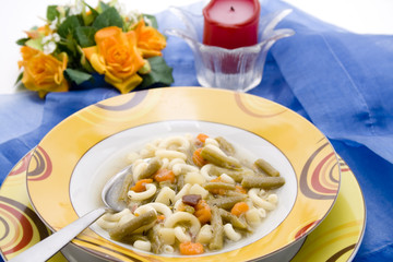 Suppe mit Gemüse