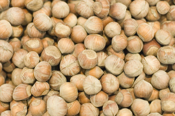 Scattering of nuts in a supermarket