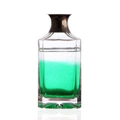 bottiglia con acqua verde