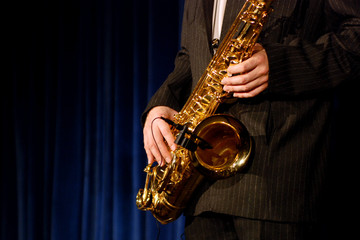 Naklejka premium Saxofon