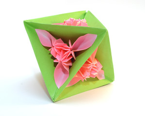 Origami kusudama "triangle pink flower"
