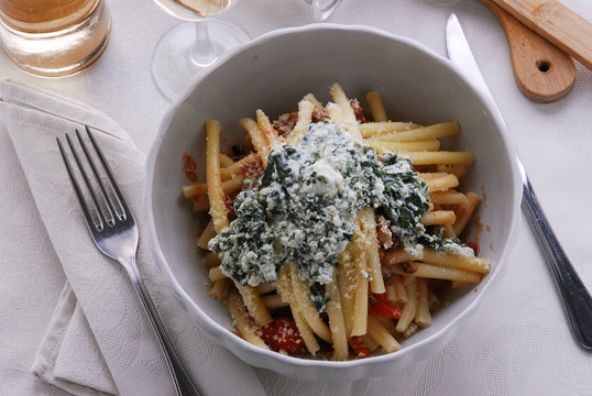 Tortellata - Maccheroni con ricotta ragu e bietola - Toscana