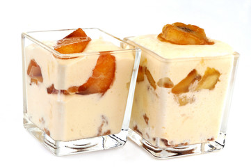 Les tiramisus aux fruits caramélisés