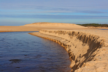 falaise de sable naturelle