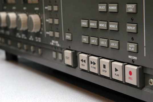 analog reel to reel tape machine control buttons