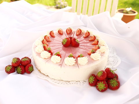 Erbeersahnetorte