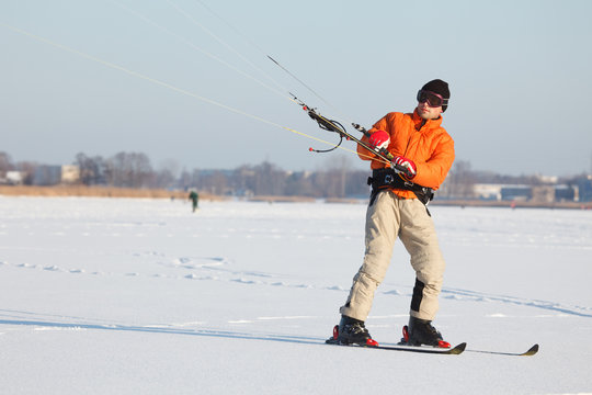 Kite-skiing