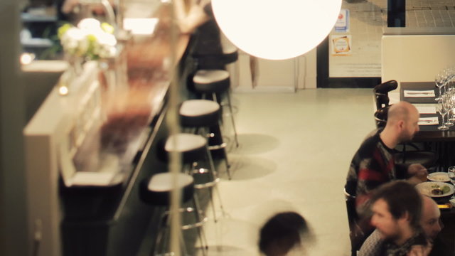 timelapse shot at a busy stylish restaurant