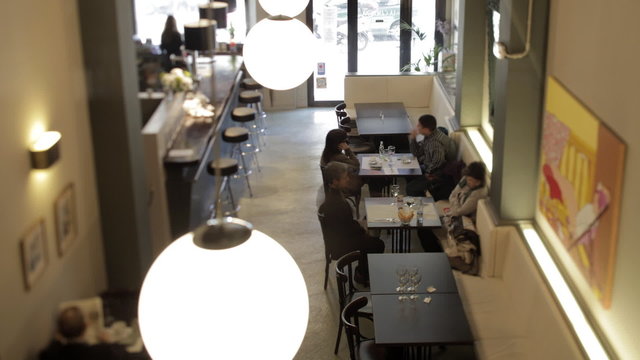 timelapse shot at a busy stylish restaurant
