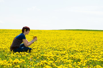 Fototapeta premium Relaxen in der Frühlingswiese
