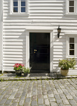 Door of a typical Stavanger House © SOMATUSCANI