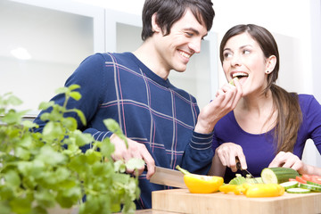 p&auml;rchen schneidet gem&uuml;se